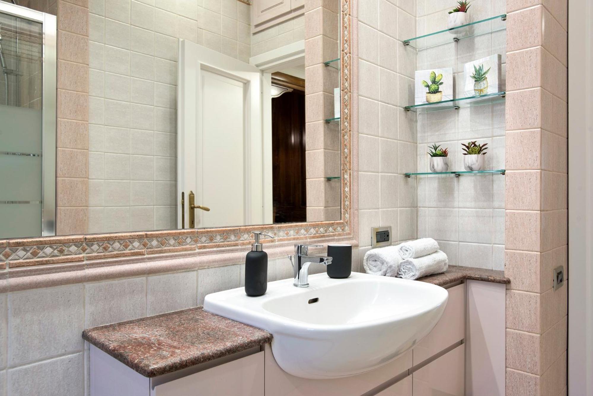 Appia Luxe - A Poche Fermate Del Centro Apartment Rome Exterior photo